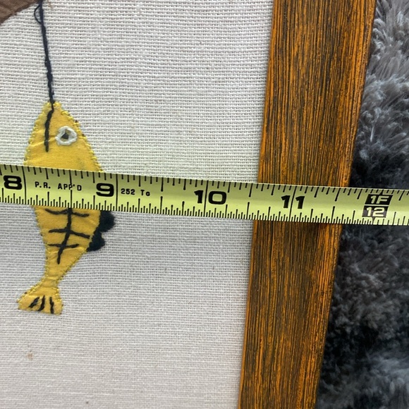 Set of 2 Vintage 70s Crewel Embroidered
Folk Art Framed - Picture 15 of 16